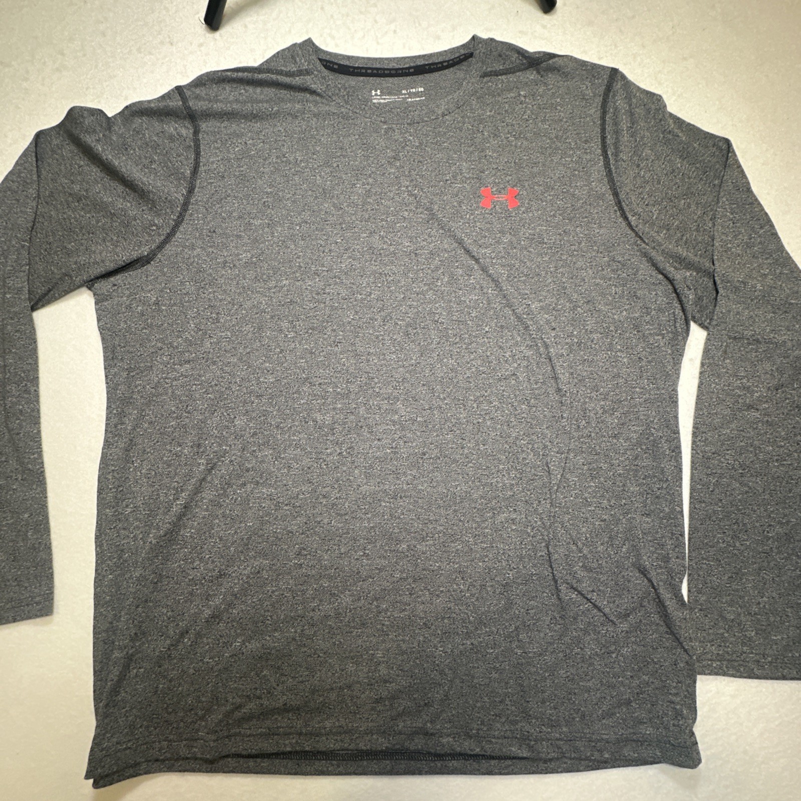 Under Armour Men’s Long Sleeve Light Weight Size XL Gray Pink gallery