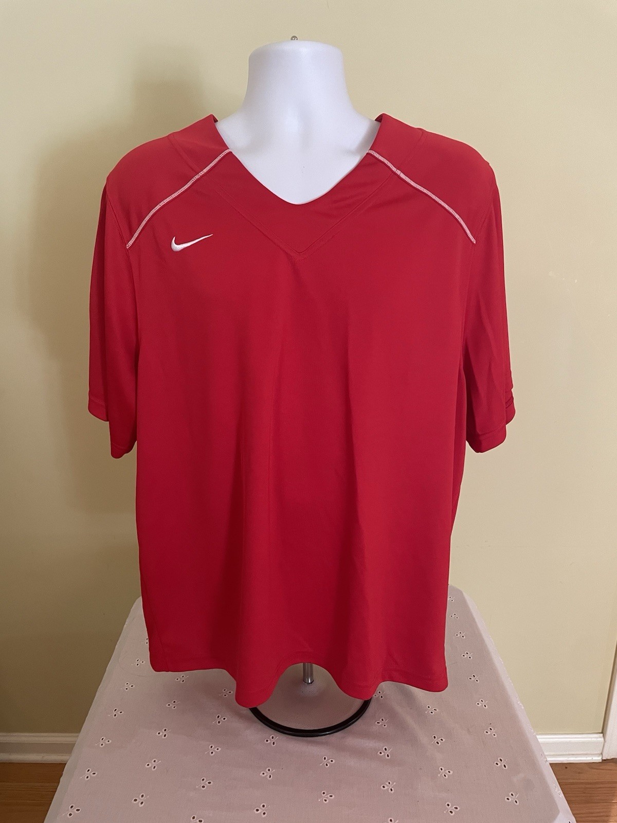 Nike T-shirt Size XL Red & White Trim Short Sleeve V-Neck 100% Polyester NWOT gallery