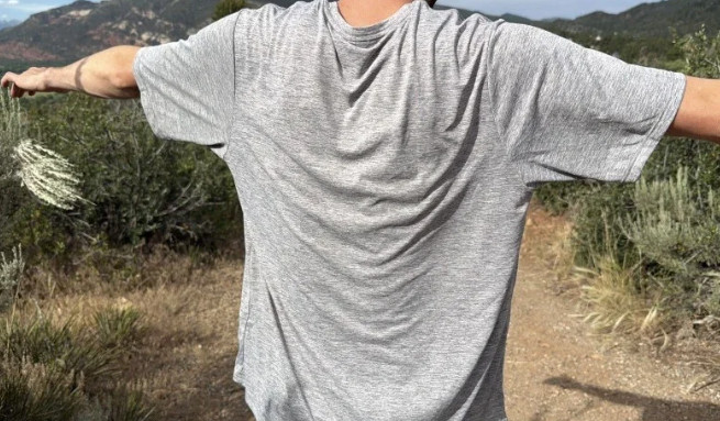 Patagonia Men's Cooling Daily Shirt Short Sleeve Tech Tee Activewear gallery