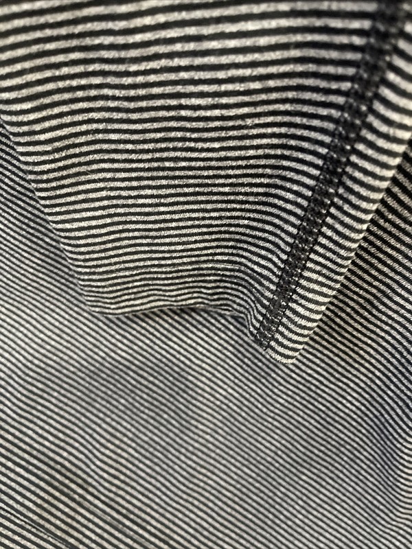 Under Armour Cold Gear Infrared Black Gray Striped LS Shirt Medium Fitted V neck gallery