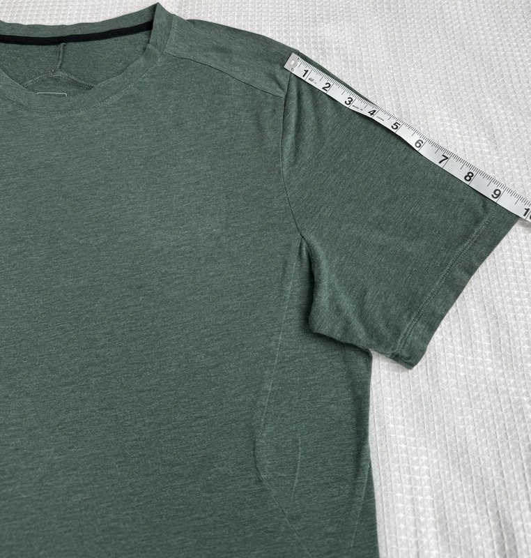 ON Cloud Men’s Short Sleeve Active Tee Size XL gallery
