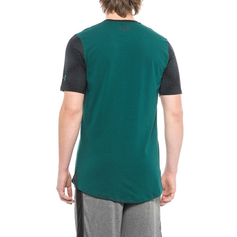 Under Armour Charged Baseline Long Line Wicking Athletic Fit Arden Green T-Shirt gallery