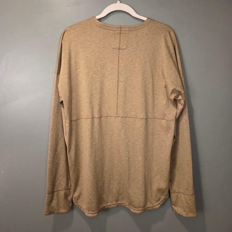 Nike Yoga Dri-Fit Men's Size M Crewneck Long Sleeve Top Tan Active Training gallery