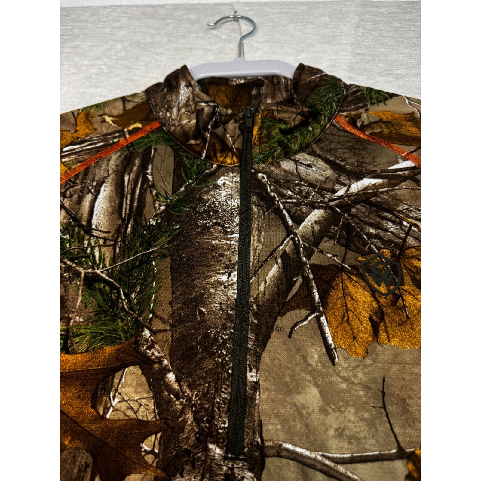 Game Winner Realtree Xtra Camo Quarter Zip Pullover Mens Medium Orange Stitching gallery