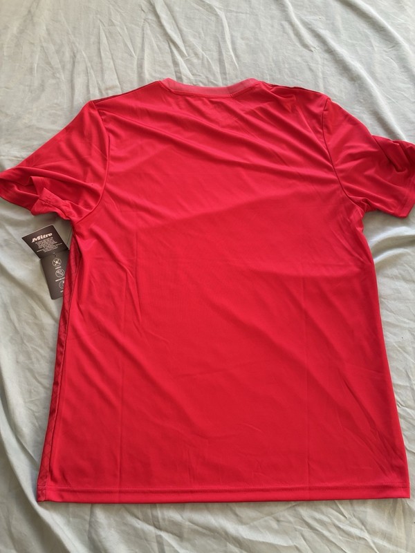 Mitre Men's Soccer Jersey T-Shirt M Red Quick Dry Moisture Wicking Athletic gallery