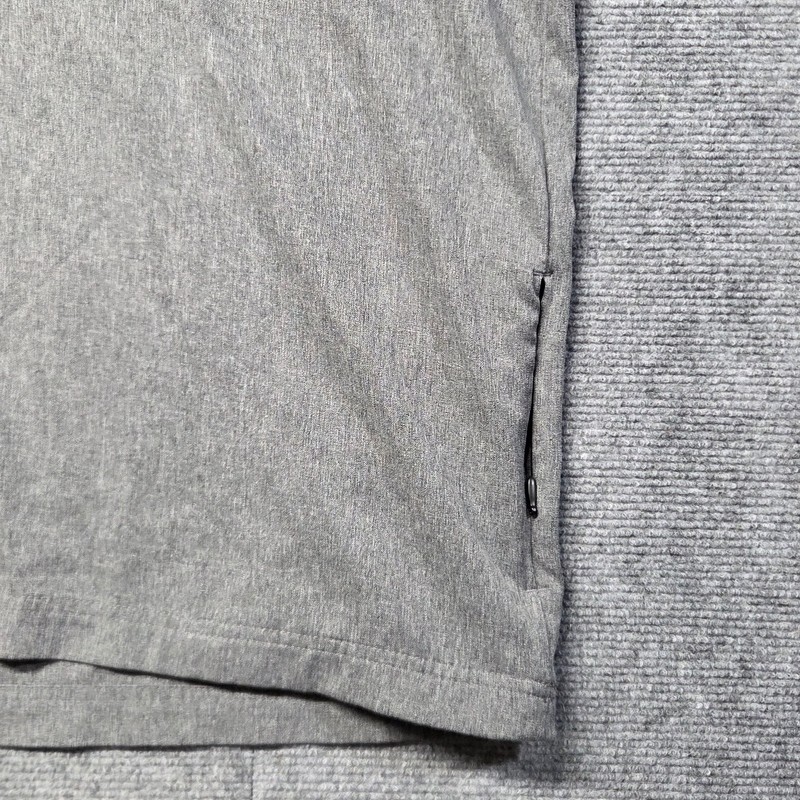 Travis Mathew Balboa Chest Stripe Pullover Mens XL Gray 1/4 Zip Golf Stretch gallery