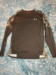 Mens Under Armour Long Sleeve Camo Hunting Shirt Log. Sleeve Heat Gear Medium