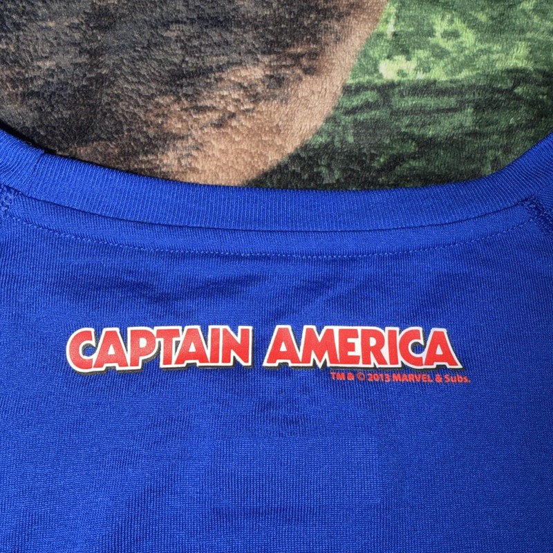2013 Marvel Captain America Under Armour Mens XL Blue Loose Fit Heatgear gallery