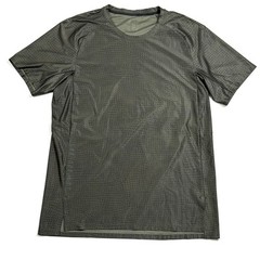 Lululemon Shirt Mens L Green Snakeskin L98-020/LTT Training Athletic Gym Shirt