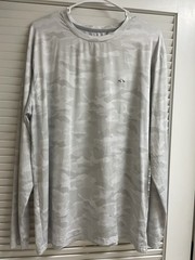 Fish Hippie Co Men’s Large