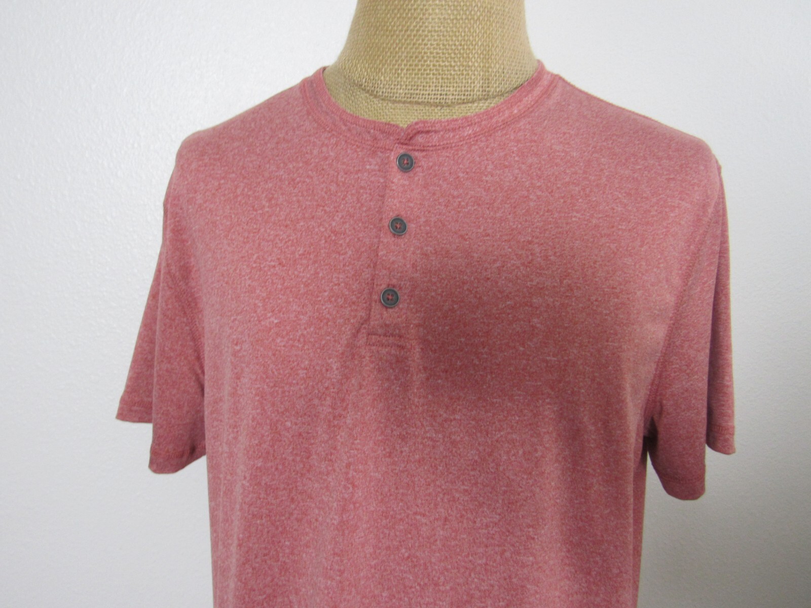 PARADISE COLLECTION, MEN'S RUST POLY BL SHORT SLEEVED ON-THE-GO SHIRT, SIZE L gallery