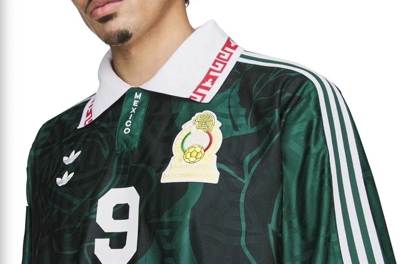 Willy Chavarria Adidas Mexico Soccer Jersey - Size M - Green - KU7803 gallery
