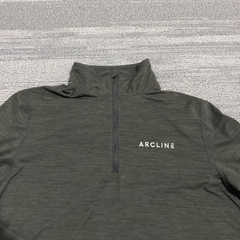 Vuori Pullover Medium Gray Ease Performance 2.0 Half Zip Golfer Stretch V221 gallery