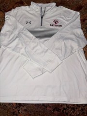 Under Armour XL 1/4 Curry Pullover 1/4 zip white