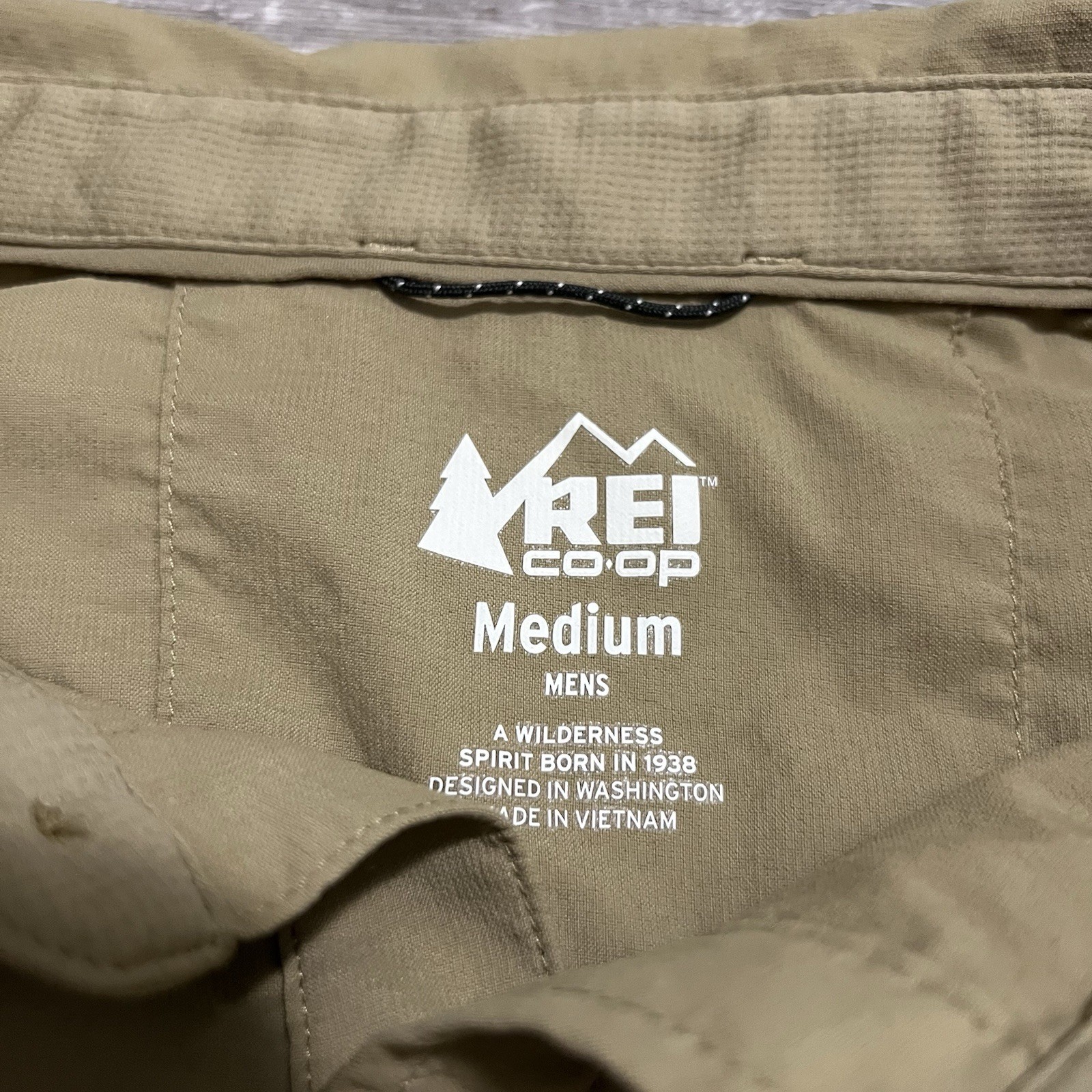 REI Co-op Mens Medium Long Sleeve Button Up Shirt Brown Vented Fishing Hiking gallery