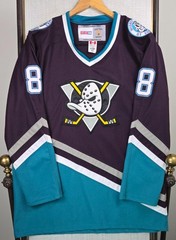 CCM x MIGHTY DUCKS x SELANNE Mens Size 52 Hockey Jersey Made in Canada Fight Tag