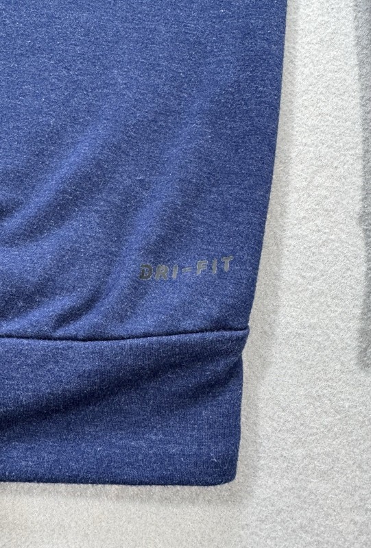 Nike Pullover Mens Medium Blue Dri-Fit Dry 1/2 Zip Stretch Golf Sports gallery