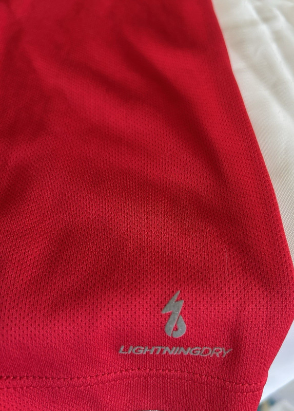 Men's New Balance Running Shirt red gray XXL Lightning Dry Fabric Logo gallery