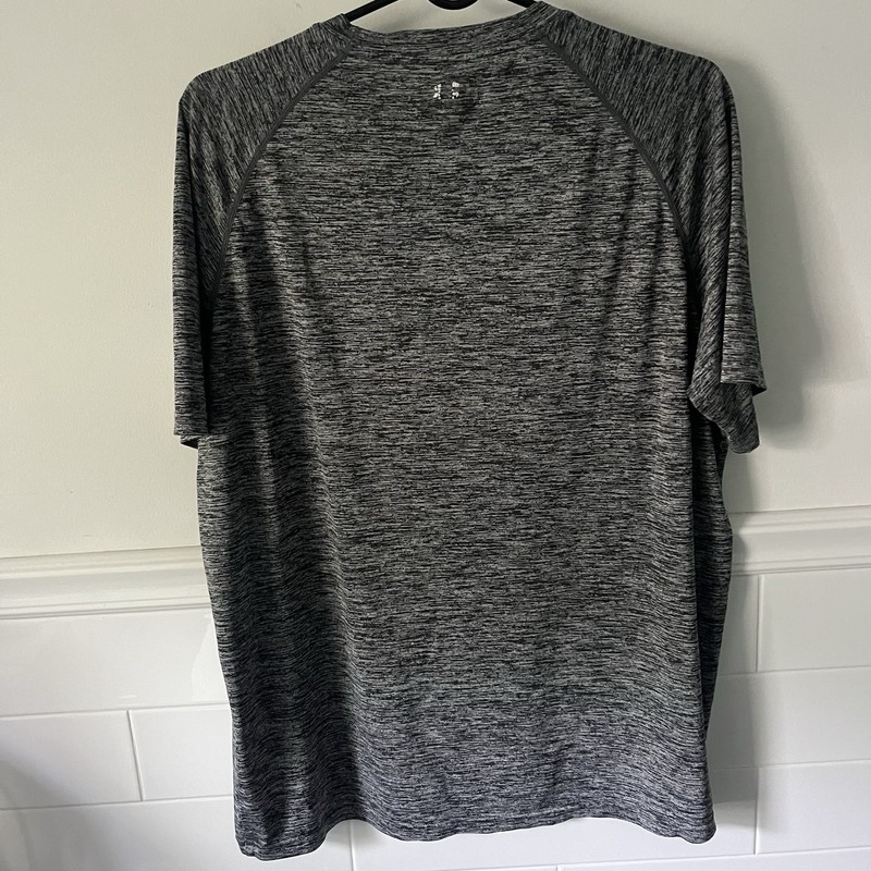 Under Armour Gray Heathered Athletic T-shirt gallery