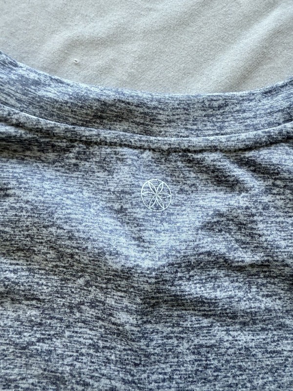 Gaiam Men’s Sz Large Long Sleeve Henley Snap Gray Yoga Hiking gallery