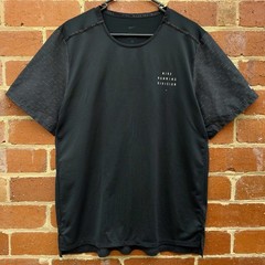 NIKE Run Division Rise 365 Dri Fit Mens Black Top Training Sport Gym Shirt Large
