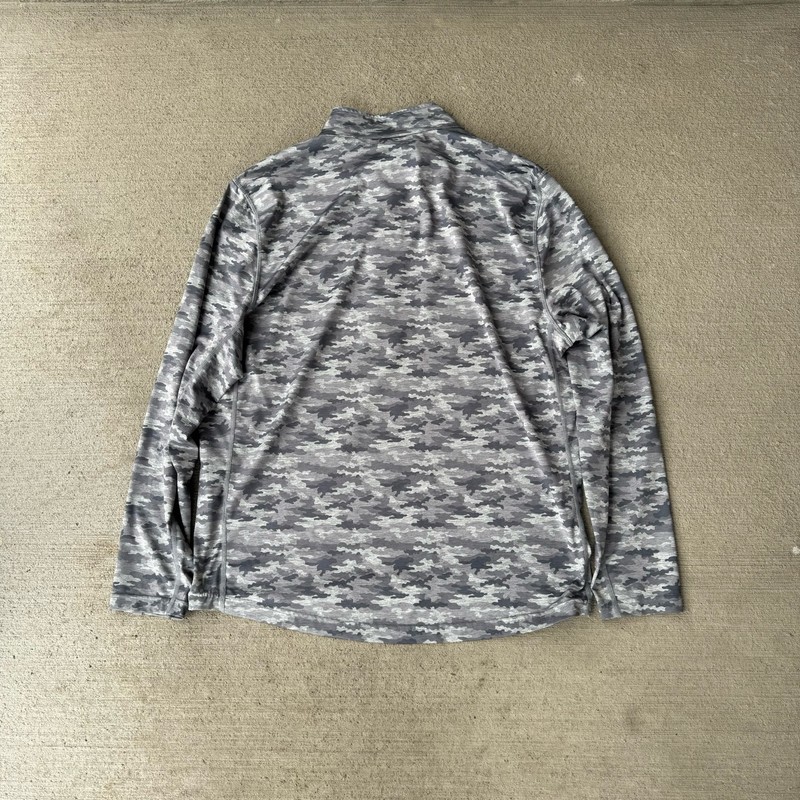 1764 Golf Performance 1/4 Zip Sweater Mens Medium Gray Camo Activewear Pullover gallery