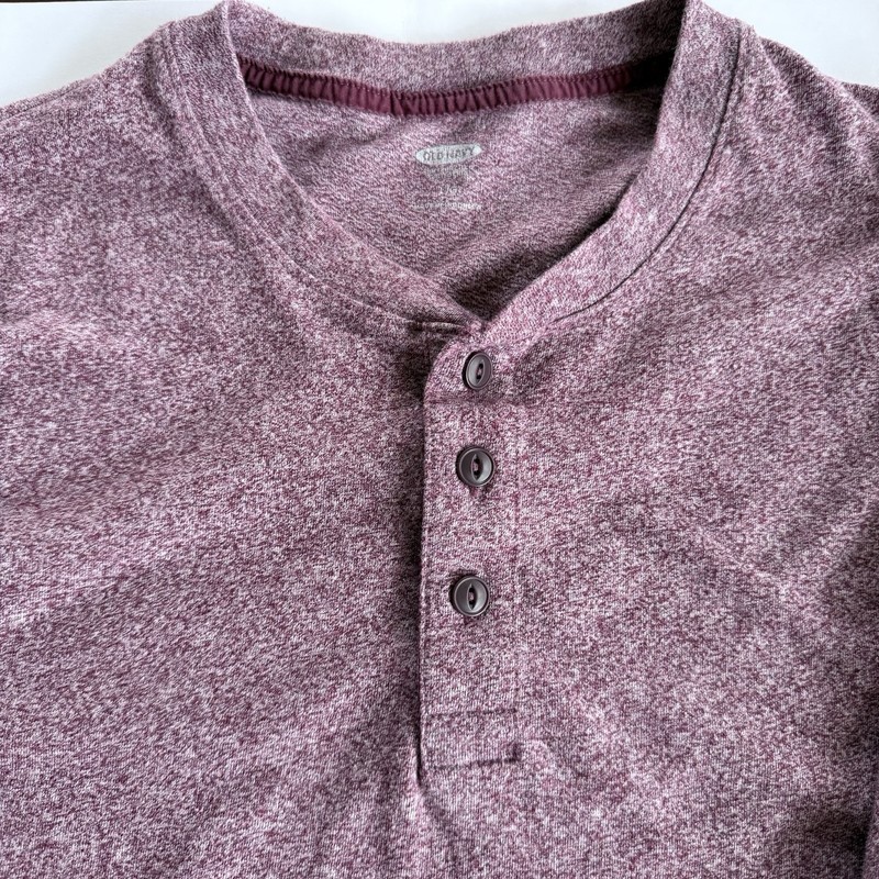 Old Navy Mens T Shirt sz L Burgundy Heathered Crew Neck Henley Long Sleeve gallery