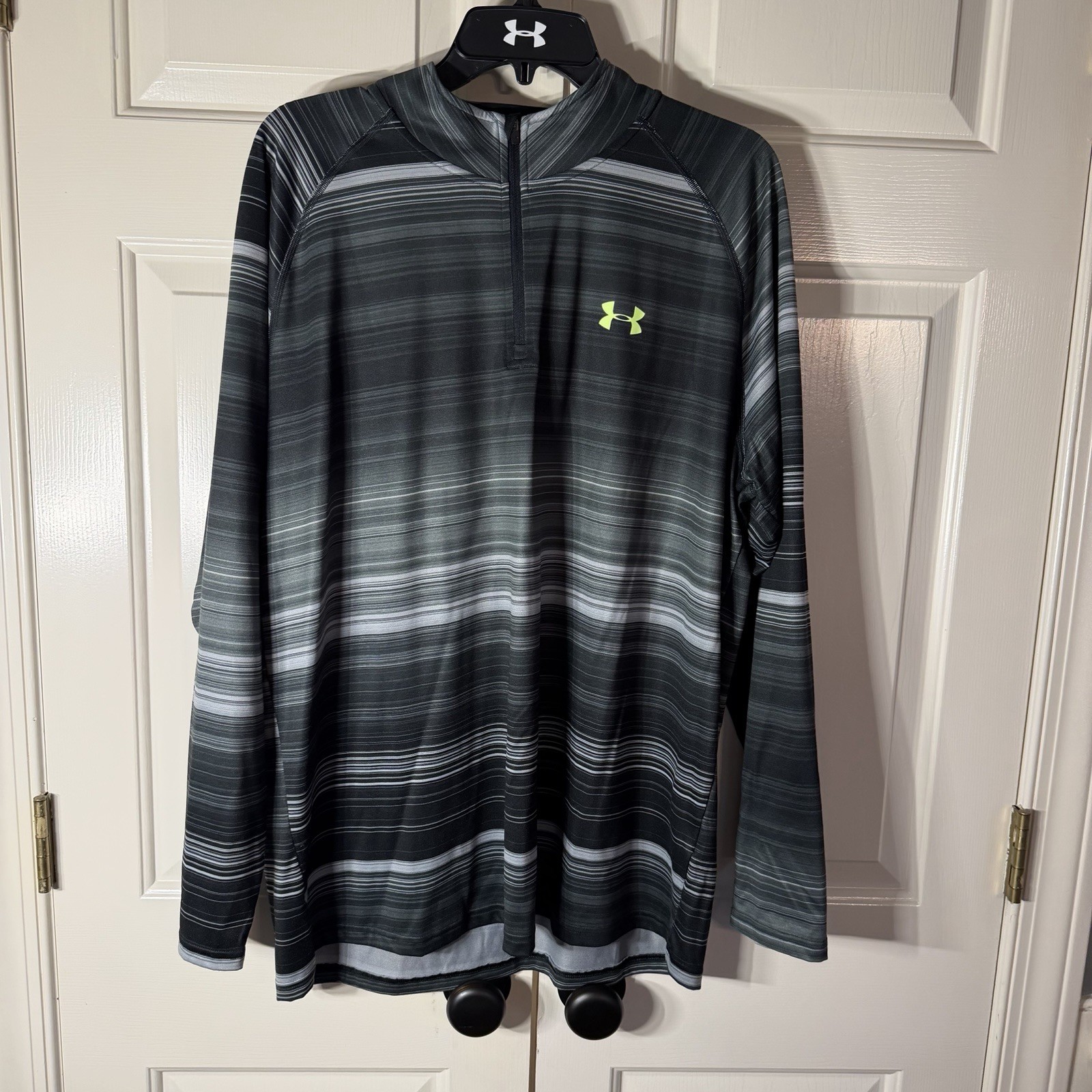 Under Armour 1/4 Zip Pullover Mens XL Black Green Gray Long Sleeve gallery