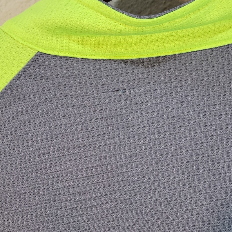 Under Armour Men’s Large Golf Quarter Zip Pullover The Oaks Neon Yellow FLAW gallery