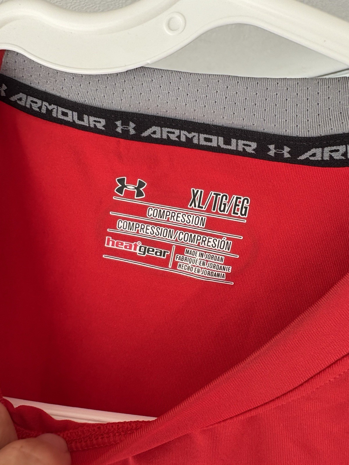 Under Armour HeatGear Boys Compression T-Shirt Red Short Sleeve Crew Neck YXL gallery