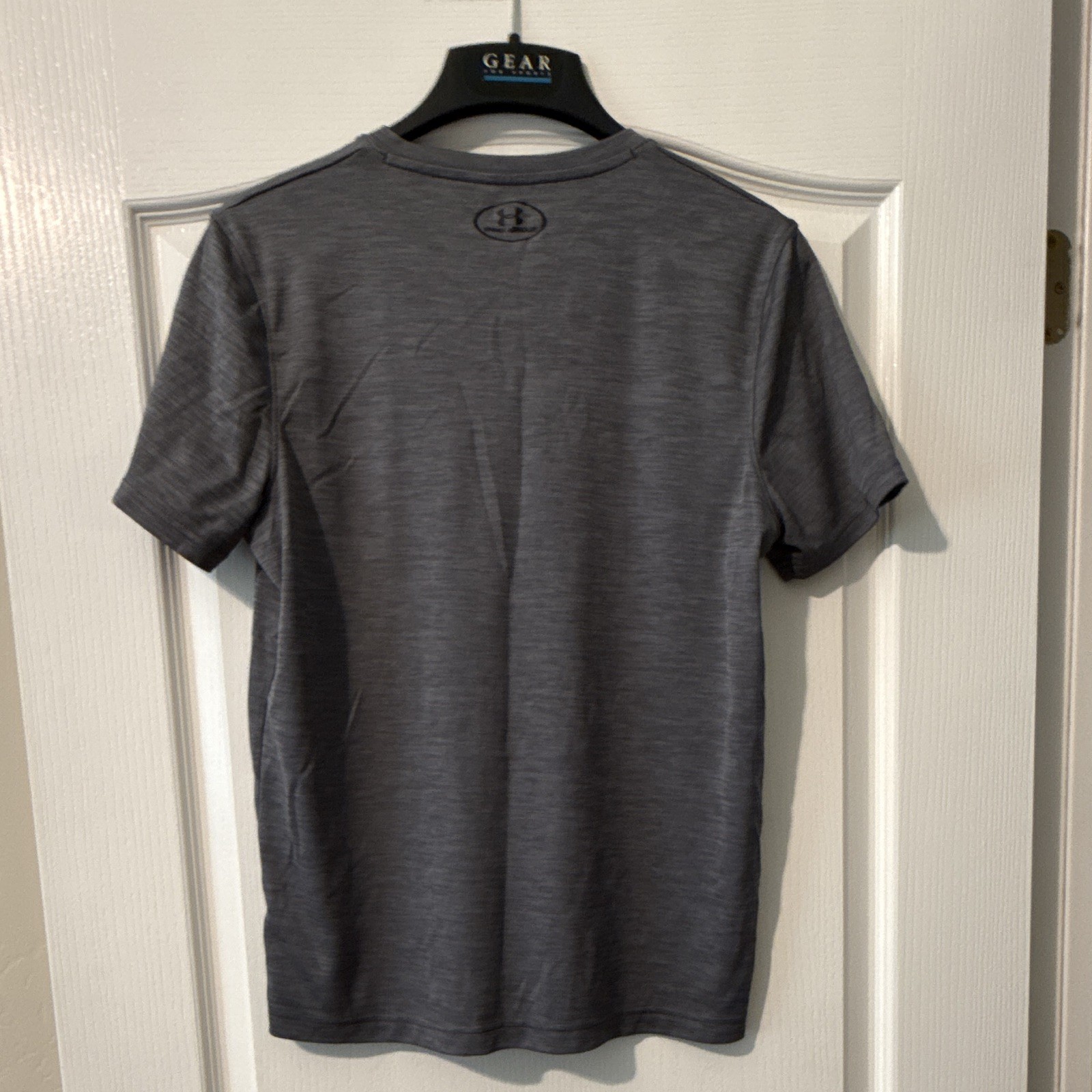Under Armour HeatGear Men's L Gray V-Neck Lightweight Polyester Jersey Tee gallery