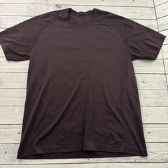 Lululemon Metal Vent Tech Short Sleeve T Shirt Men’s Large Plum Purple