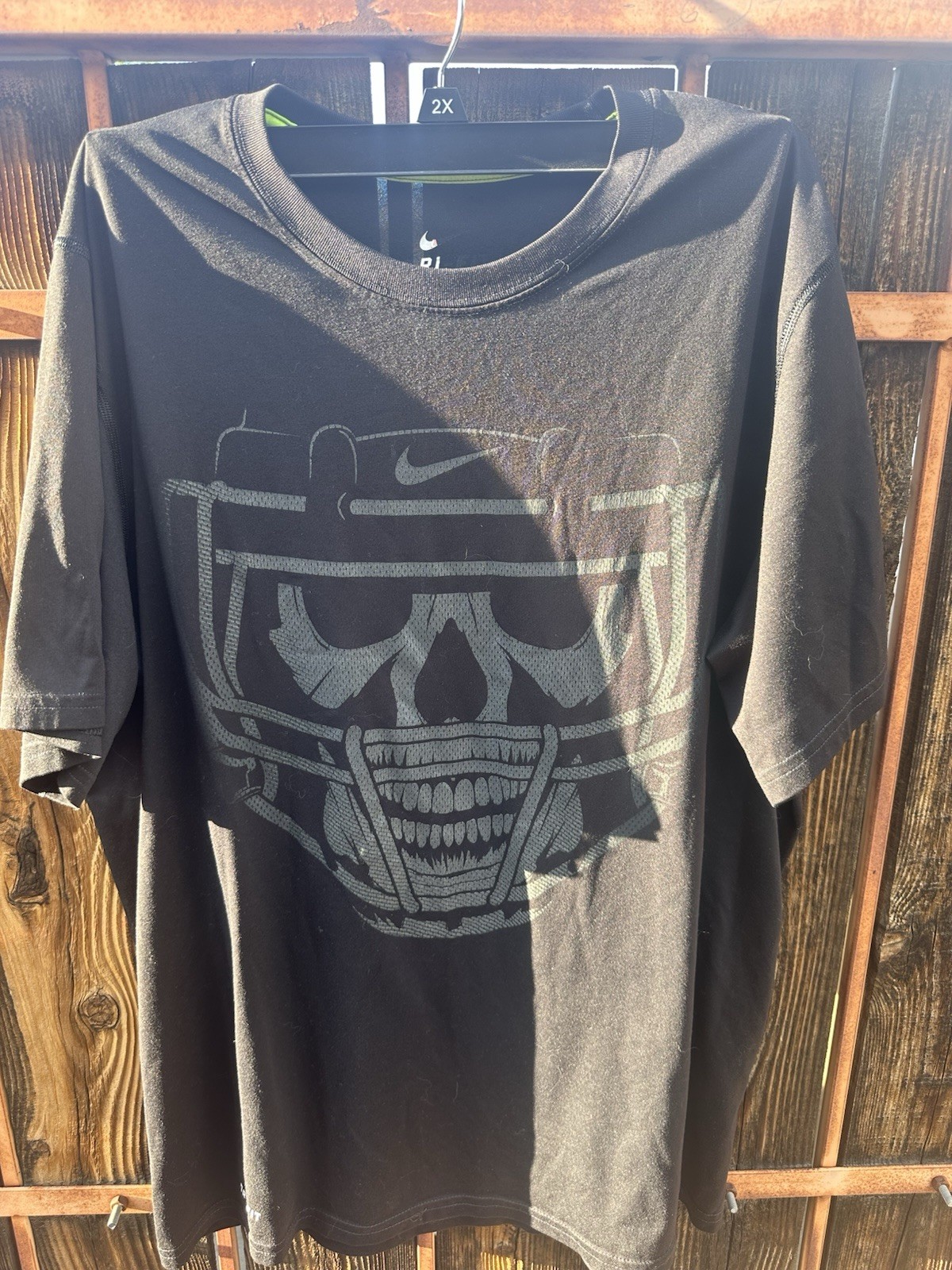 Nike Dri Fit T Shirt Football Helmet Skull Black L Short Sleeve Crew Neck Tee gallery