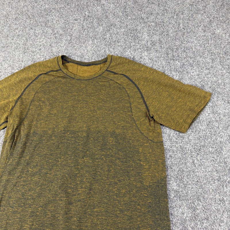 Lululemon Shirt Mens XL Green Yellow Seamless Athletic Training Live In Practice gallery