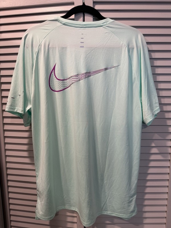 Nike Stride Dri-FIT ADV Running Shirt Men’s Large Mint Green HV2128-353 NWT gallery