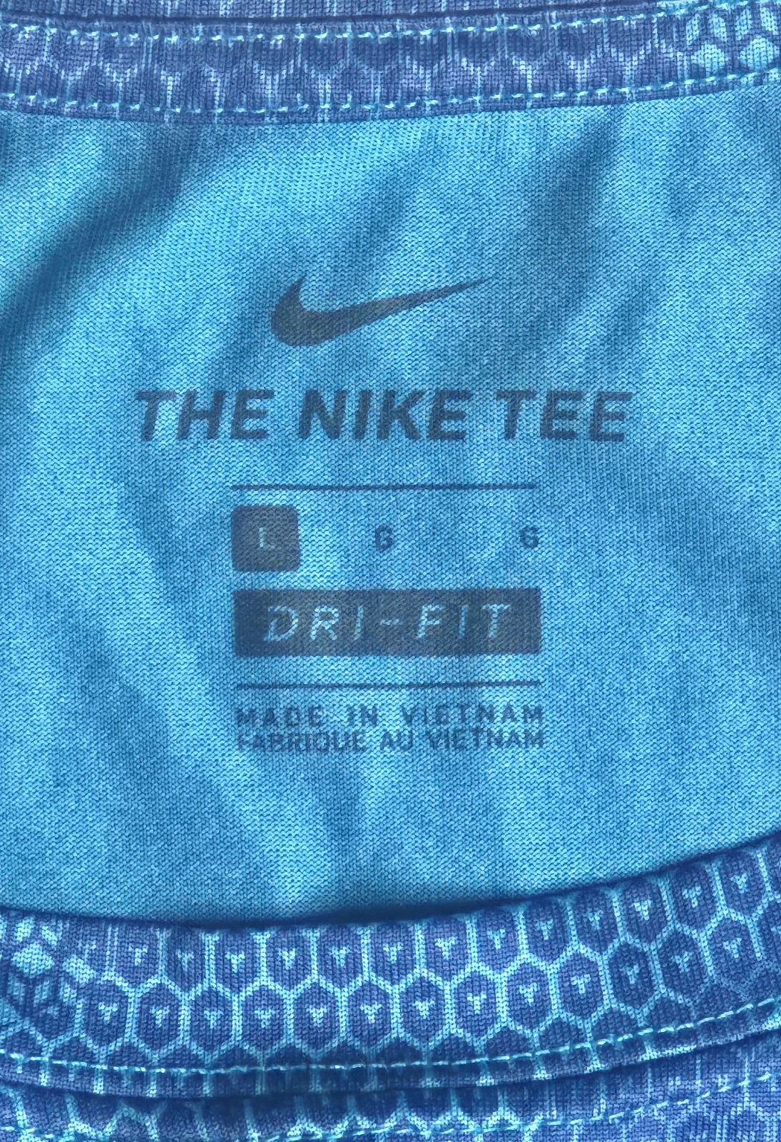 Men's Nike Dri-Fit Shirt Size Large Blue Camo Pattern Left Chest Logo gallery