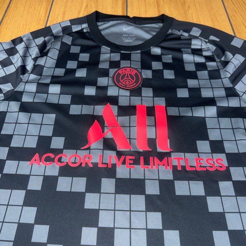 Nike Paris Saint-Germain PSG Pre-Match Jersey Black Grey Red Men Large Dri-FIT gallery