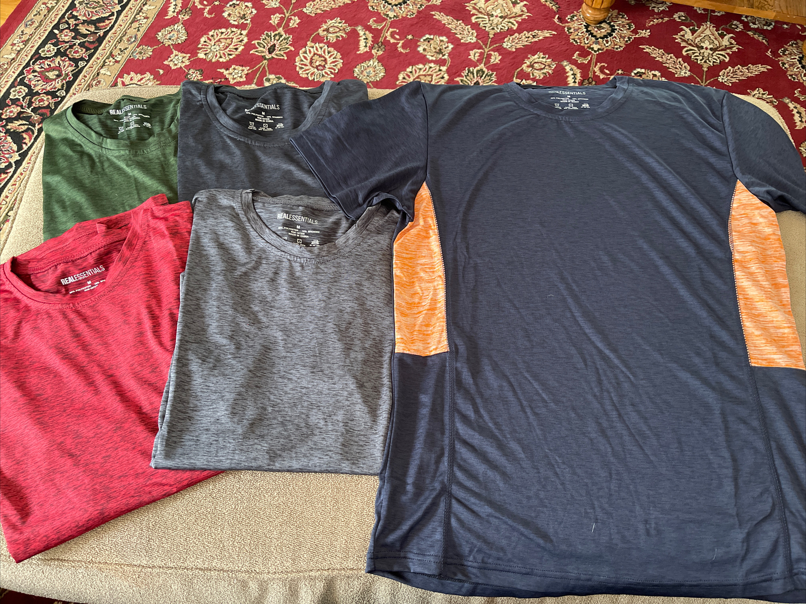 REAL ESSENTIALS Men's Dri-Fit Short Sleeve T-Shirt Pack of 5 Size Medium (Wi1) gallery