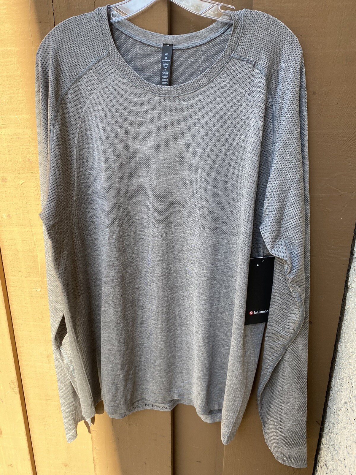 Lululemon Men Size XXL Metal Vent Tech LS 2.0 Gray Long Sleeve LM3BL4S SLTE/WHT gallery