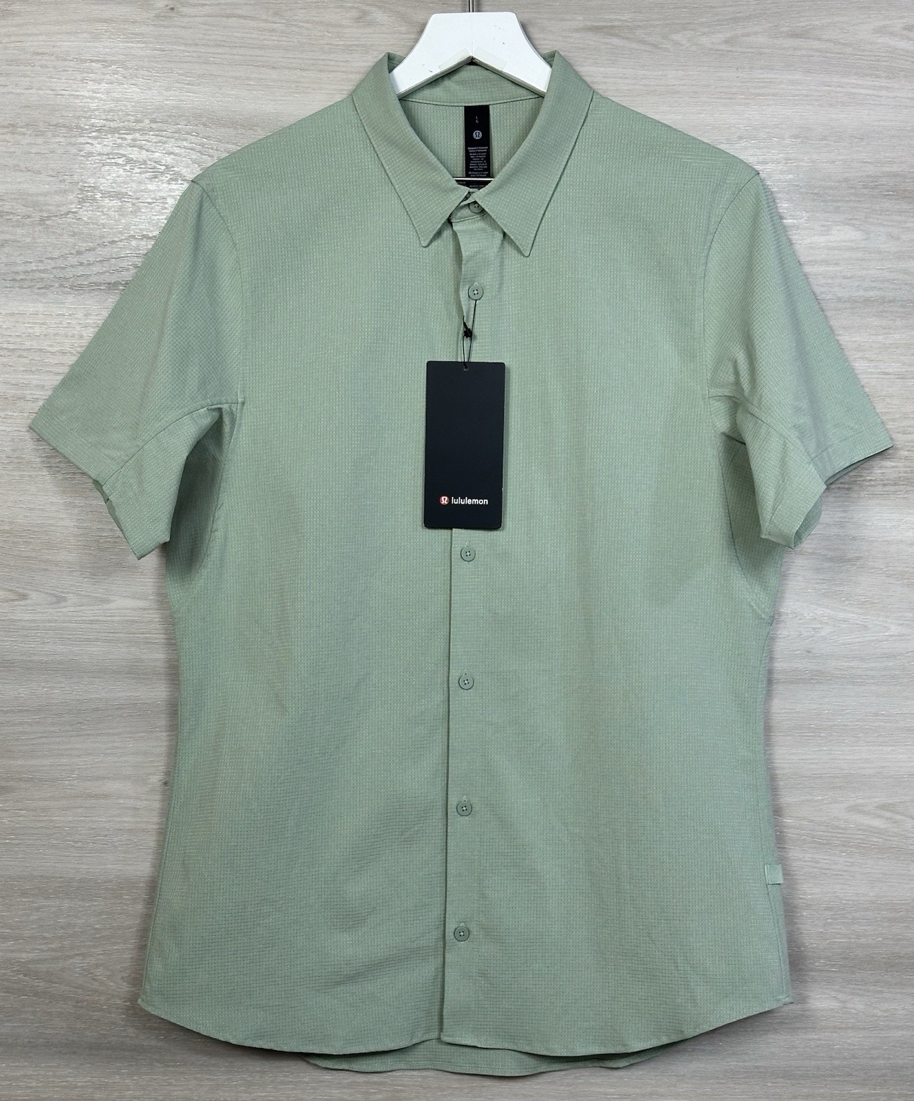 Lululemon Airing Easy Short Sleeve Shirt Classic Fit Size L Fog Green FOGN 78509 gallery