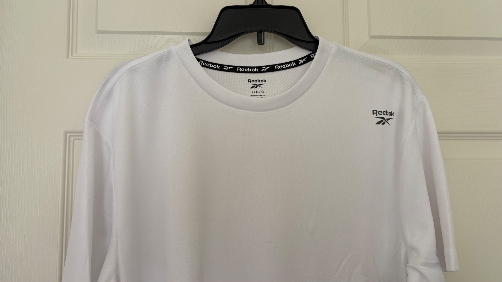 NEW $25 Reebok VECTOR POSEIDON Short Sleeve Crewneck Shirt White Size Large gallery