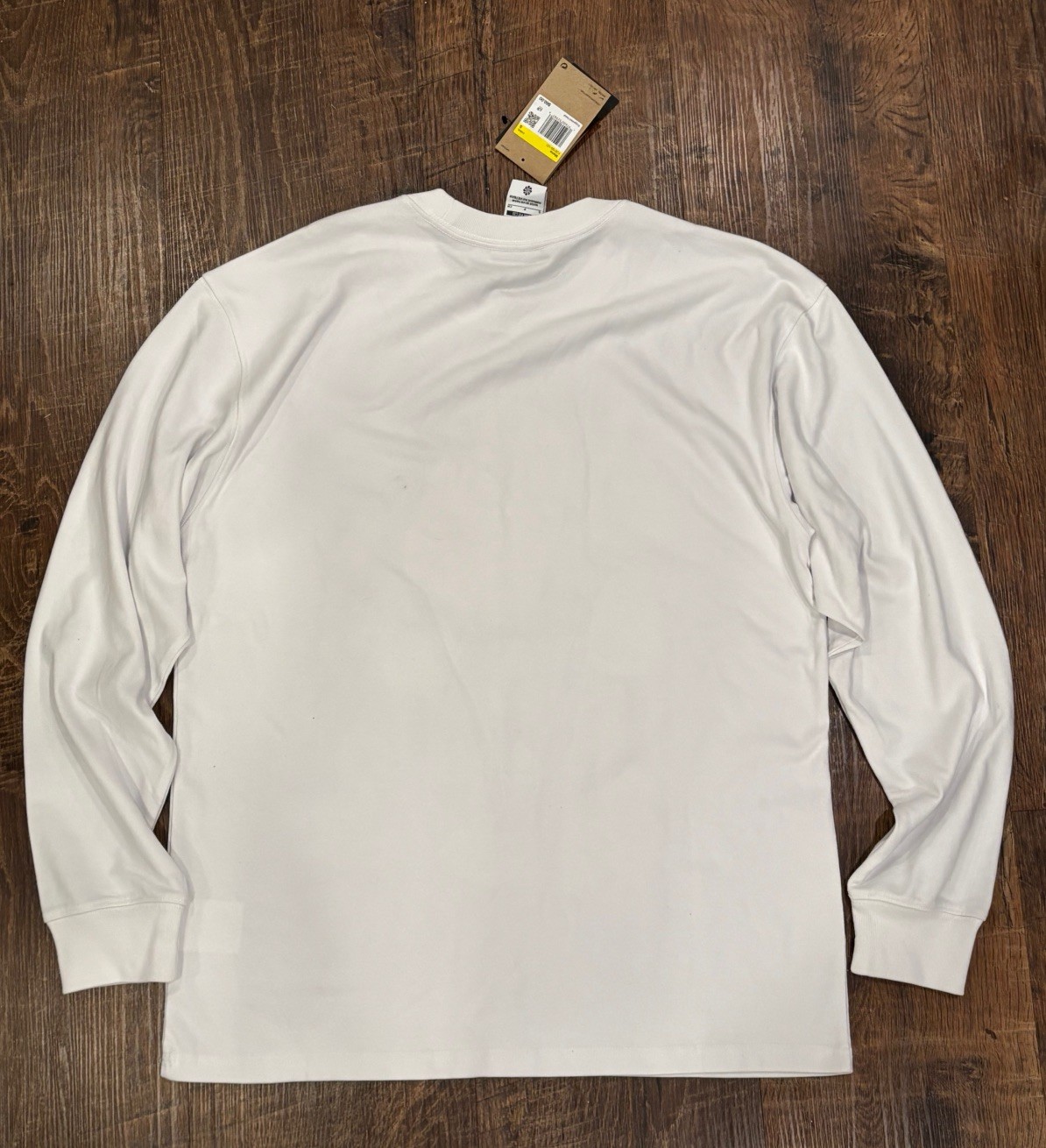 Nike ACG Team Dri-FIT Alaska Minerals Loose Fit T-Shirt White Mens Small NWTags gallery
