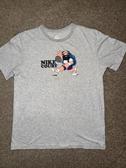 Nike Court Slam Hike T-Shirt Men’s Medium Gray Cartoon Tennis Graphic Retro Tee