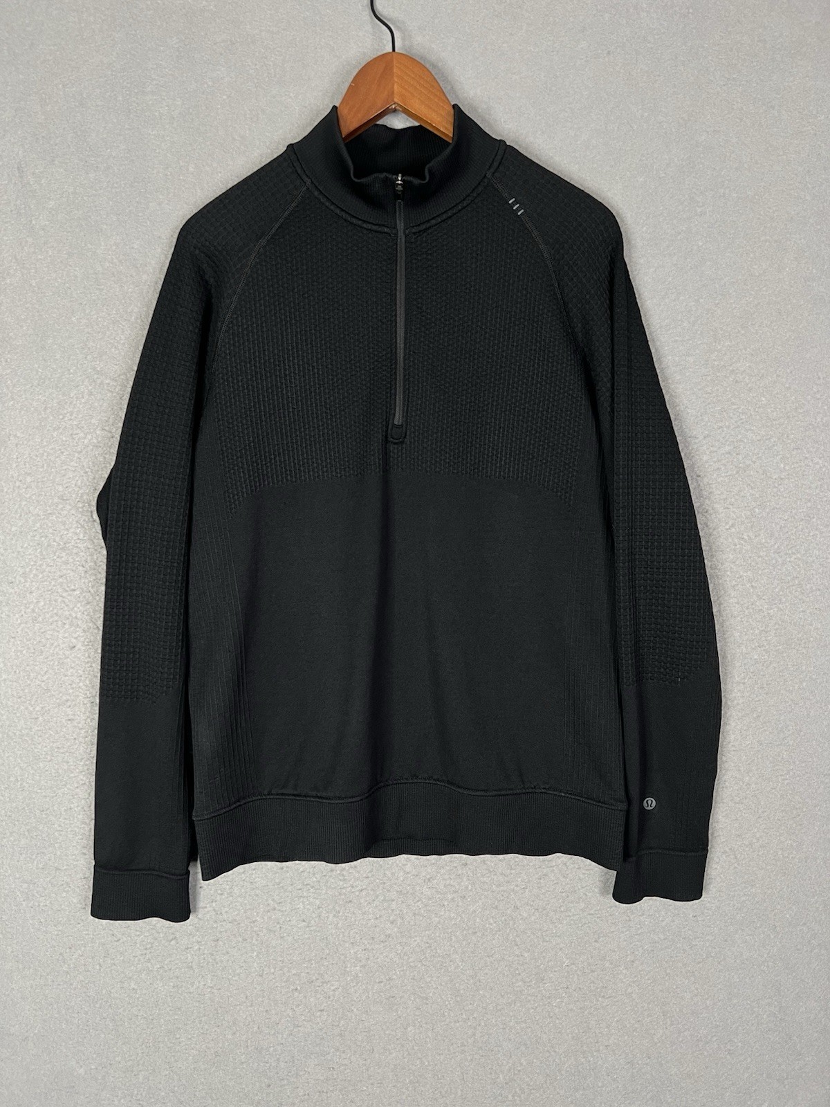 Lululemon Pullover Mens Medium Black Engineered Warmth Half Zip Stretch Gym gallery