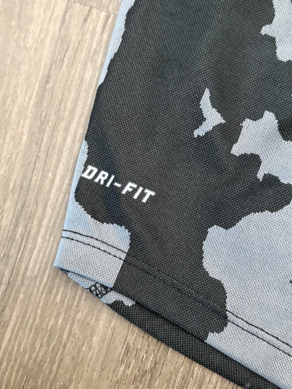 Nike Running Dri Fit 1/4 Zip Pullover M Black Gray Camo Reflective Athletic Jog gallery