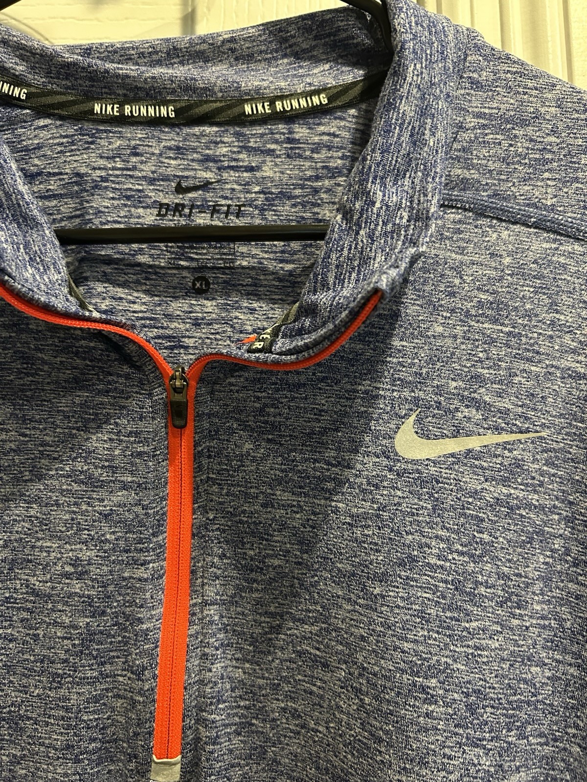Nike Running Mens Dri-Fit Size XL Long Sleeve with Thumb Holes gallery
