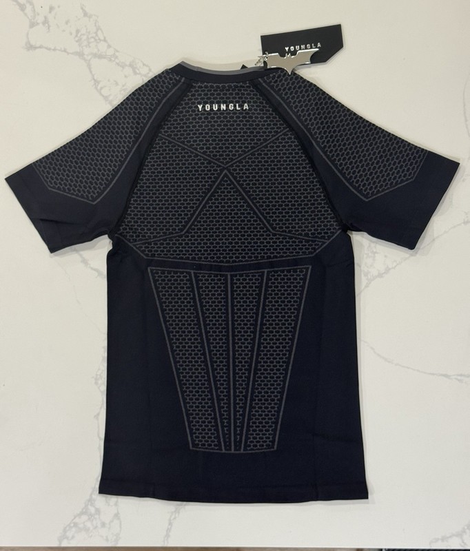 YoungLA Batman Compression Shirt Men’s XL Black Short Sleeve Gym Athletic NWT gallery