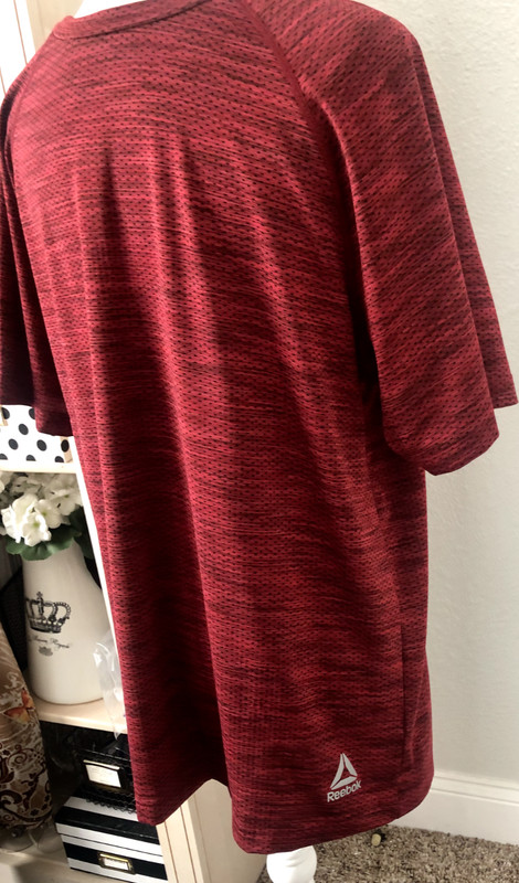 M REEBOK Burgundy Black Slub Knit Active MESH TEE T-Shirt LOGO Top Performance gallery
