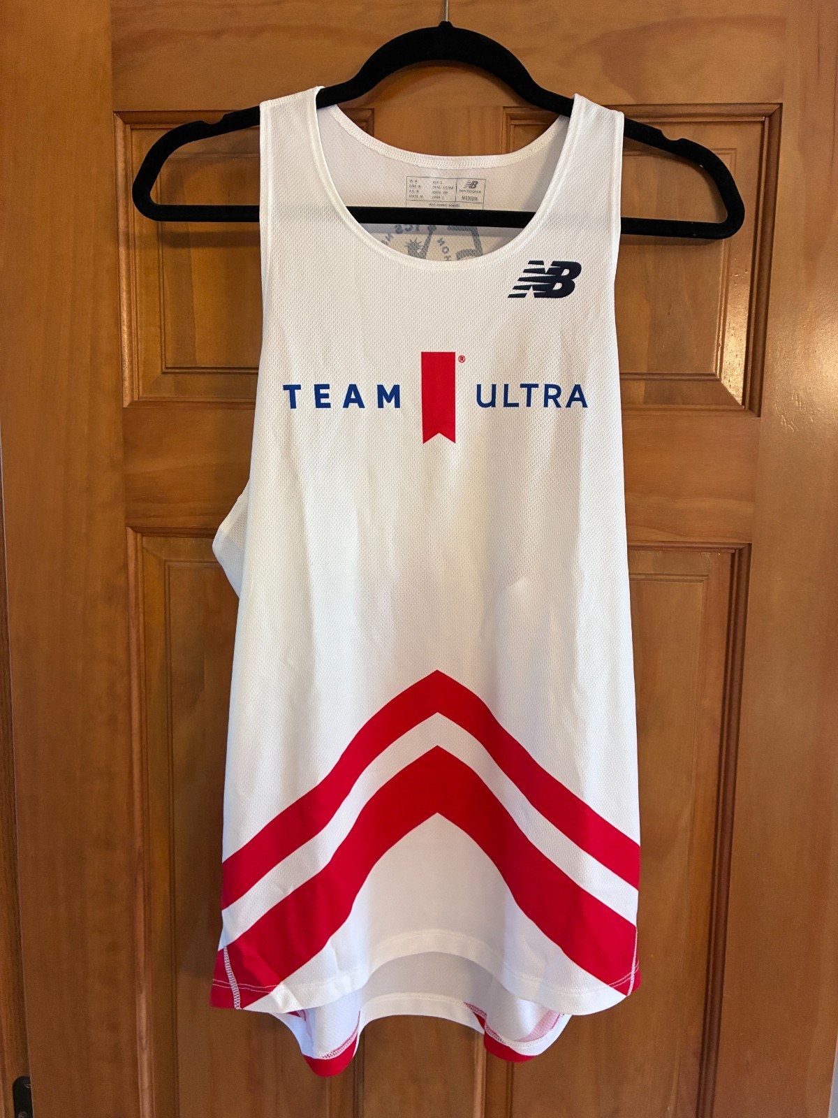 New Balance New York City Marathon 50th Tank Top Singlet Medium Men's Team Ultra gallery