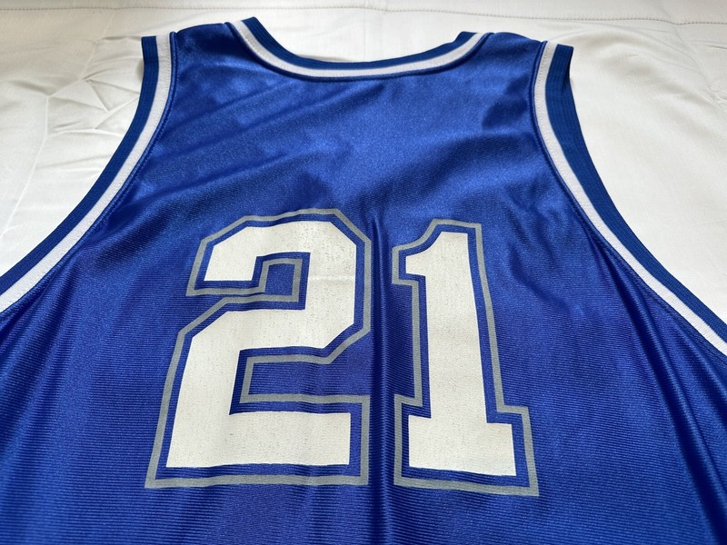 Vintage Dodger Kentucky Wildcats Shiny Silky Basketball Jersey #21 Adult XL gallery